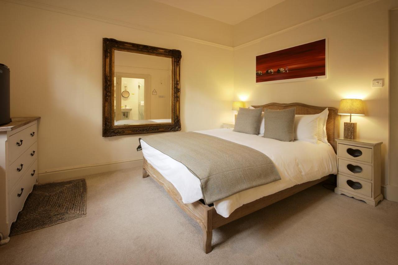 Daisybank Cottage Boutique Bed And Breakfast บร็อคเคนเฮิร์สต์ ภายนอก รูปภาพ