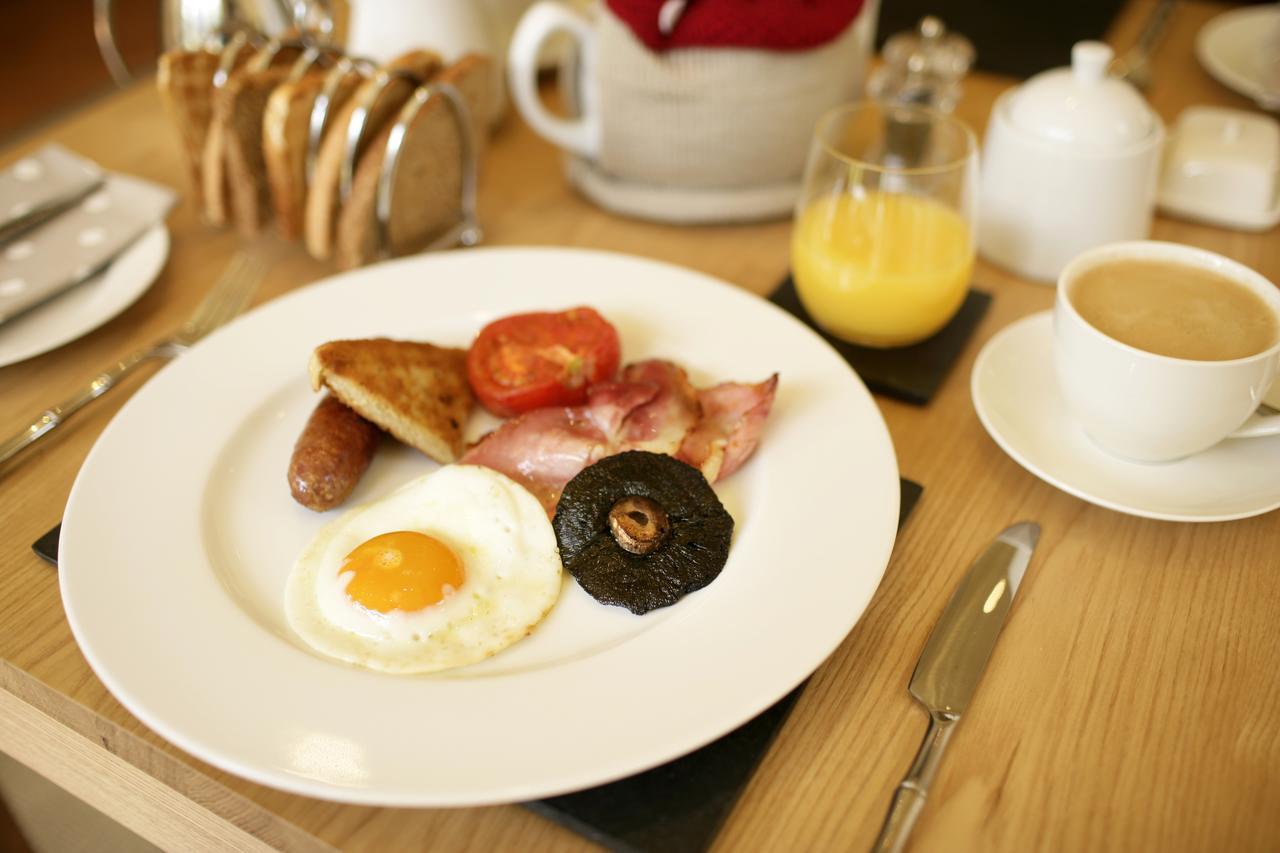 Daisybank Cottage Boutique Bed And Breakfast บร็อคเคนเฮิร์สต์ ภายนอก รูปภาพ